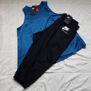 Nike capris and top, size Small